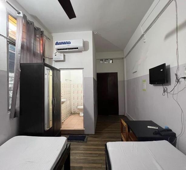 هتل Spot On 90503  Mist