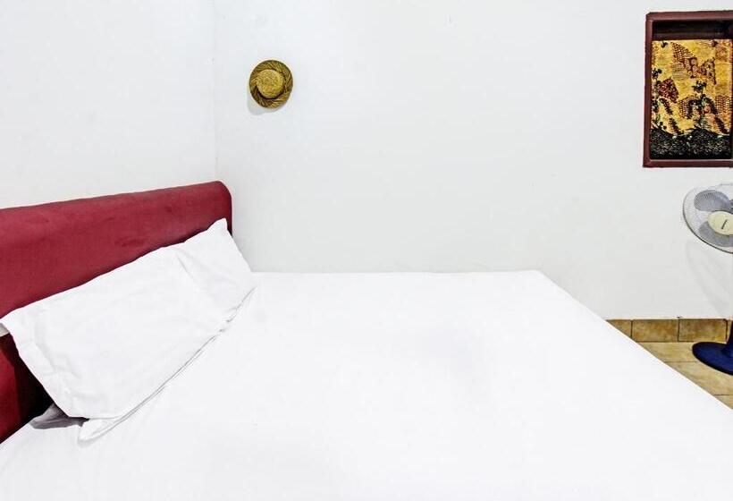 בית מלון כפרי Spot On 91982 Dani Homestay