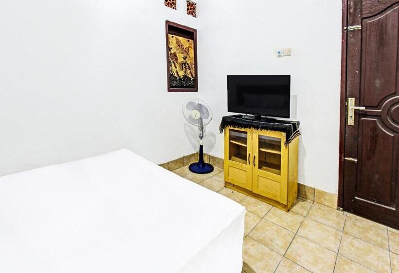 בית מלון כפרי Spot On 91982 Dani Homestay