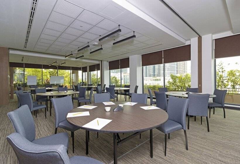 فندق Sun & Moon, Riverside