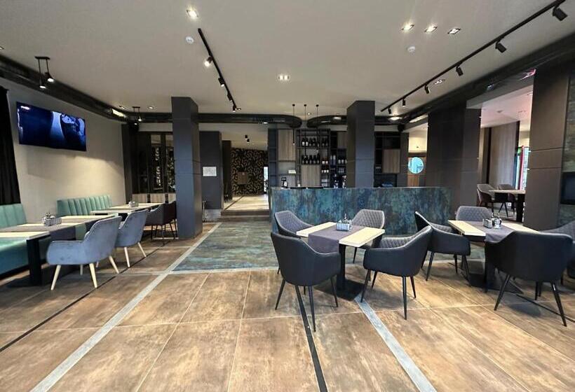 酒店 хотел валор