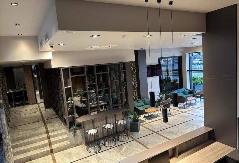 ホテル хотел валор