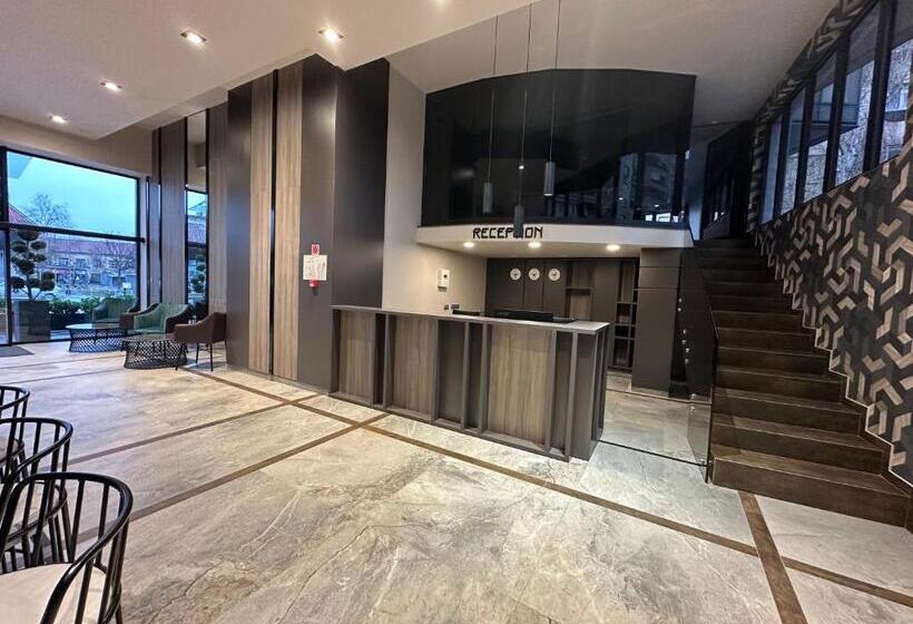 酒店 хотел валор