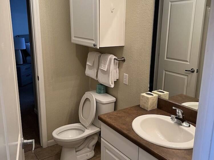 Washburn Hotel Suites