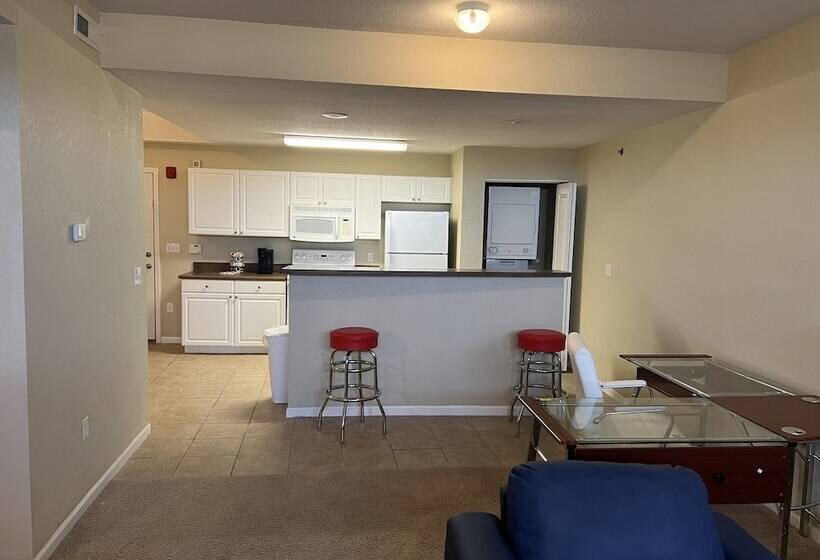 Washburn Hotel Suites