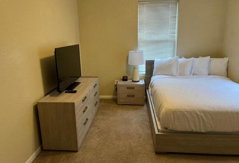 Washburn Hotel Suites