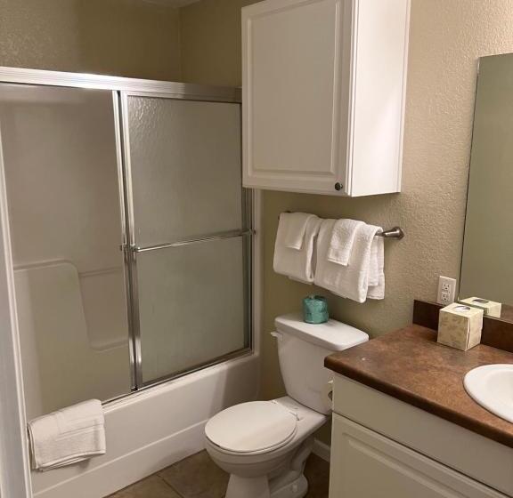 Washburn Hotel Suites