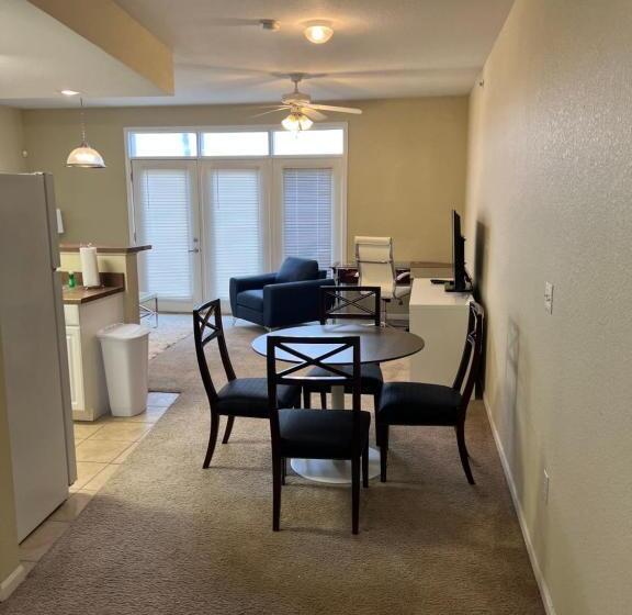 Washburn Hotel Suites