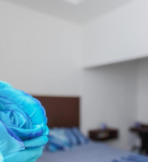 בית מלון כפרי Y Café Ixmati Suchitoto