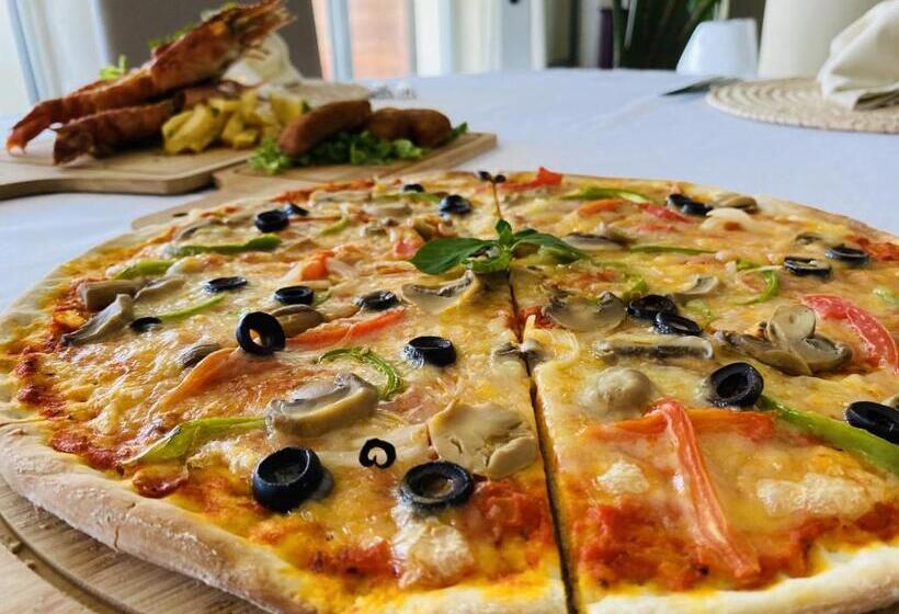 Inhambane Hotel Escola