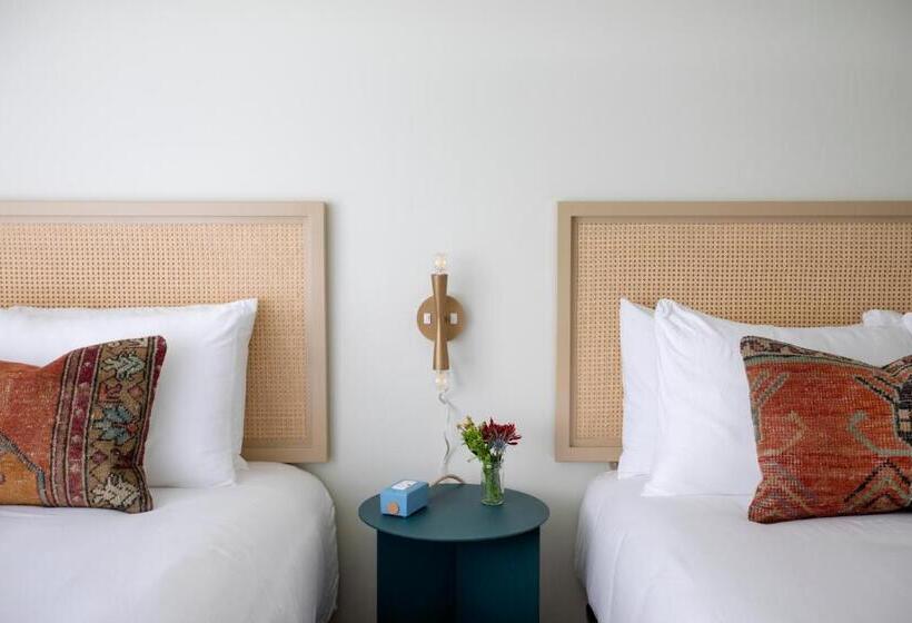 モーテル The Starlight Motor Inn