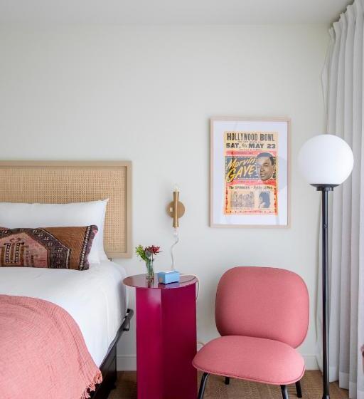 モーテル The Starlight Motor Inn