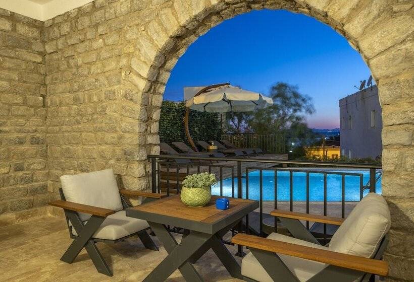 Noa Suite Hotel Adults Only