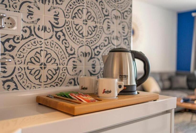 Noa Suite Hotel Adults Only