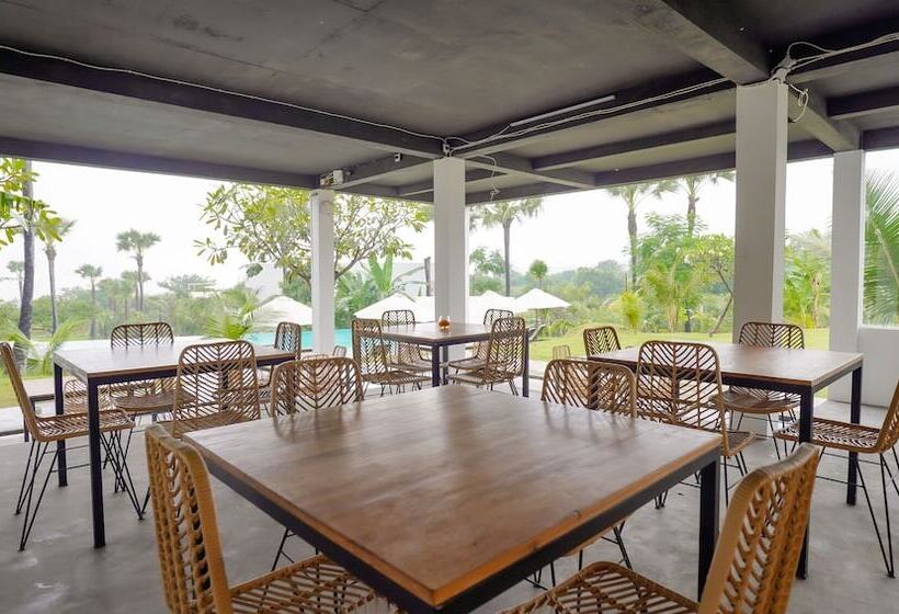 Palm Springs Bali Dive Resort