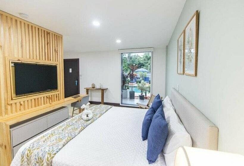 Paradise Bay Hotel Boutique