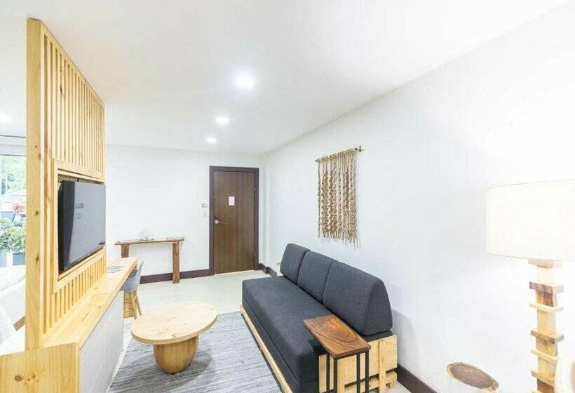 Paradise Bay Hotel Boutique