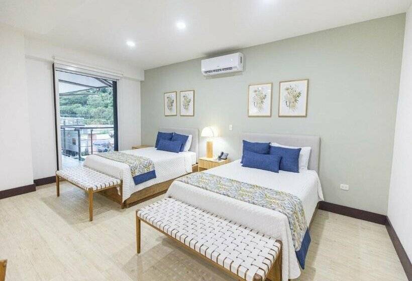 Paradise Bay Hotel Boutique