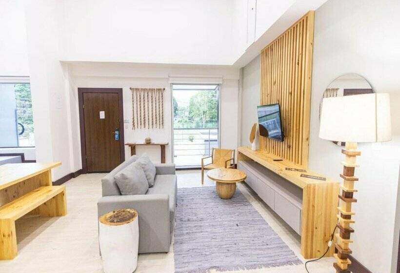 Paradise Bay Hotel Boutique