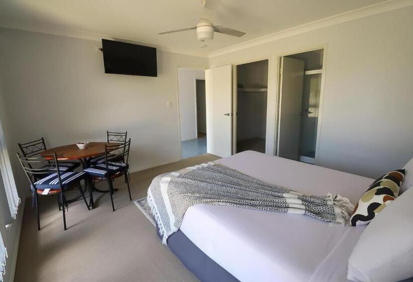 Пансион Blk Stays Guest House Deluxe Units Morayfield