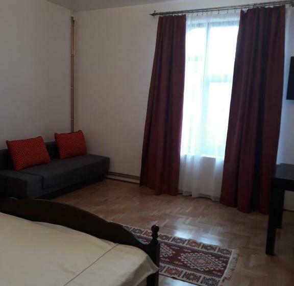 Пансион Casa La Conac