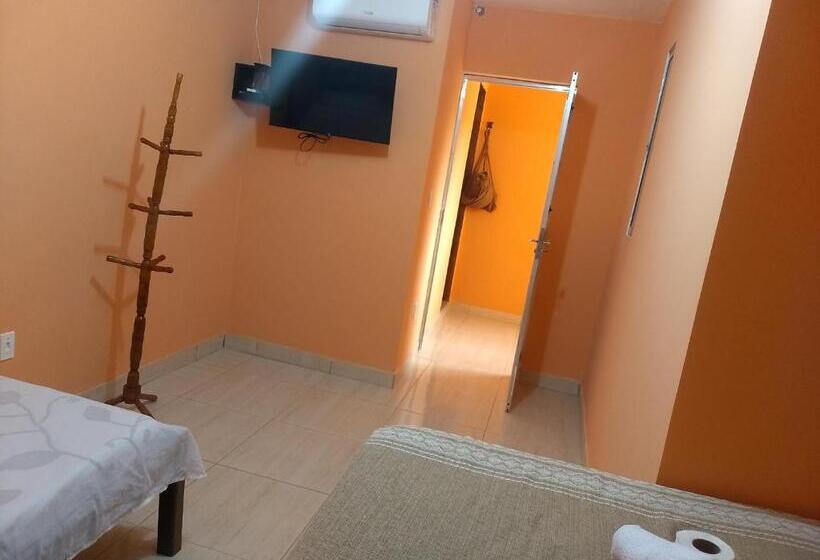 פנסיון Kitnets Casa Amarela Imbassai