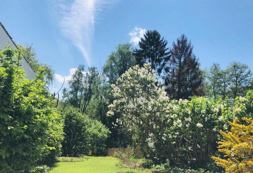 膳宿费 La Maisonnette Du Lac De Genval