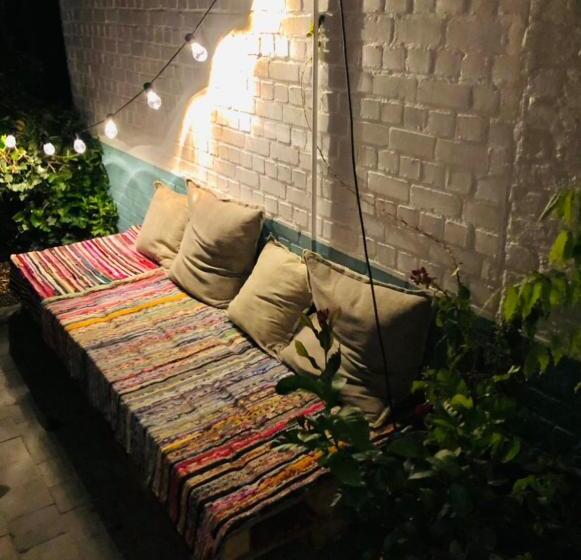 膳宿费 La Maisonnette Du Lac De Genval