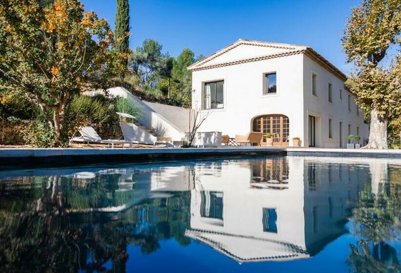 بنسيون Le Clos Celine