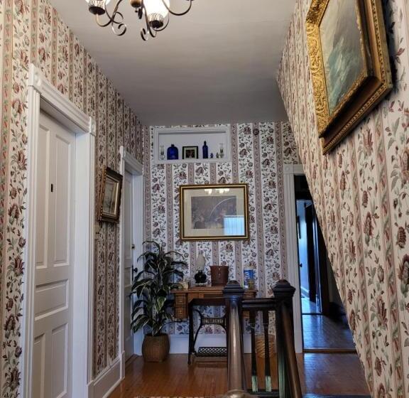 بنسيون Prince County Guest House