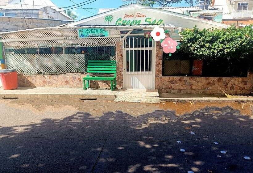 ペンション Room In House   Posada Nativa Green Sea San Luis