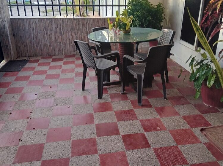 پانسیون Room In House   Posada Nativa Green Sea San Luis