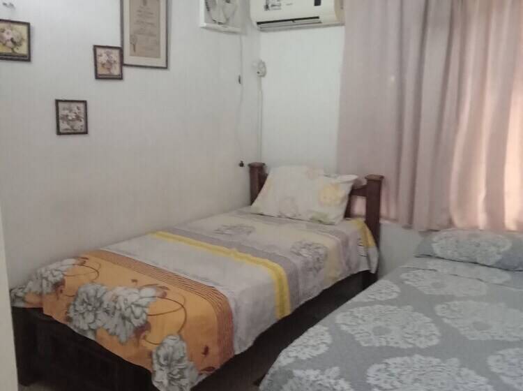 پانسیون Room In House   Posada Nativa Green Sea San Luis