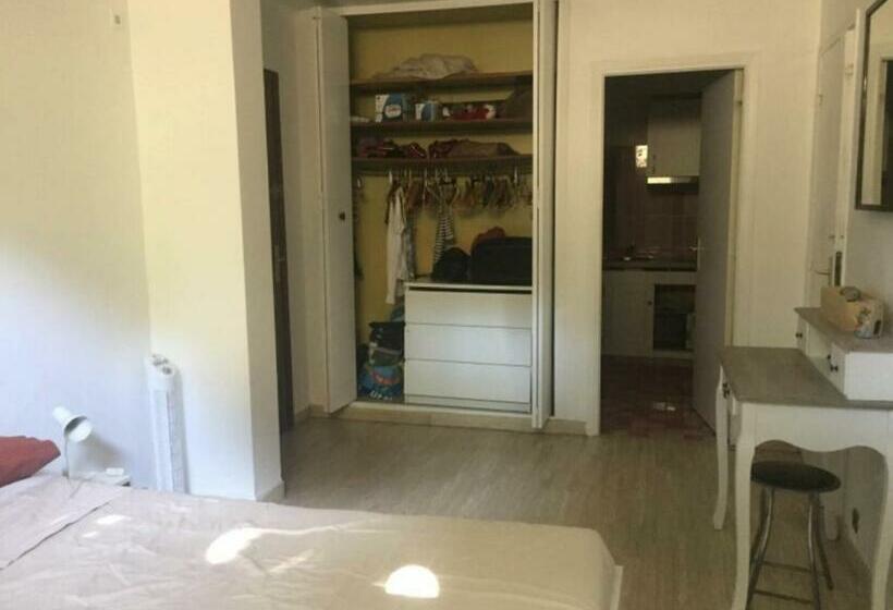 Пансион Résidence Les Camélias