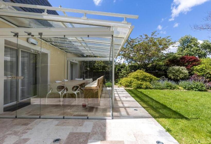 פנסיון Villa Misano