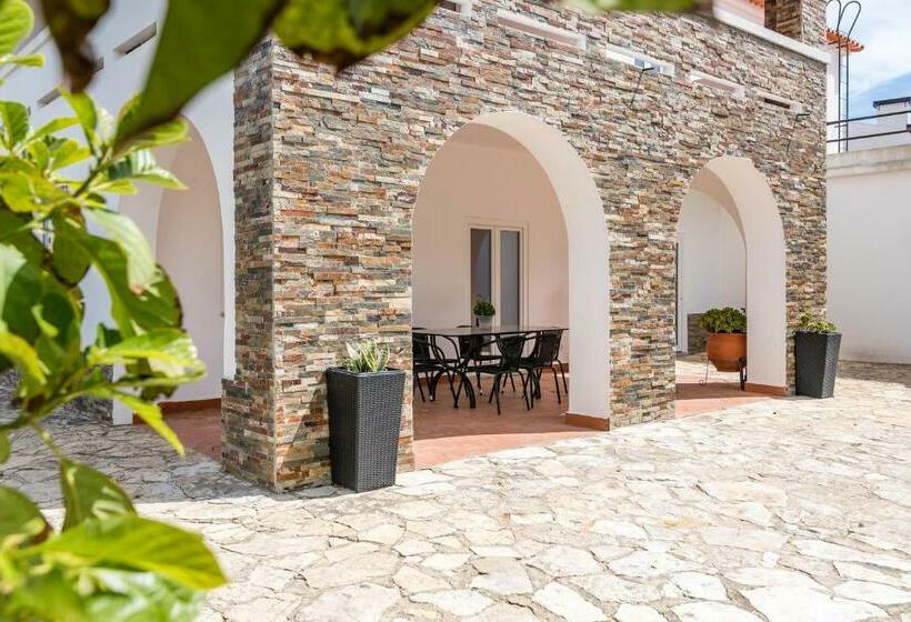 펜션 Vip House   Pool & Beach In Caparica