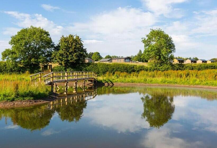 אתר נופש Bowbrook Lodges