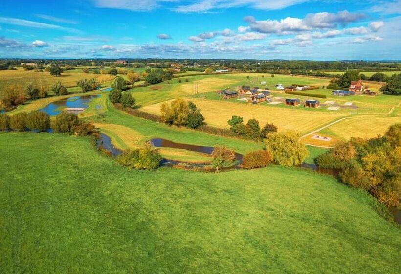 리조트 Bowbrook Lodges