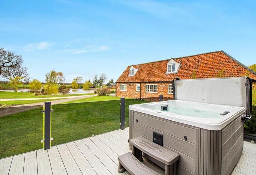 Курорт Camper Uk Leisure Park