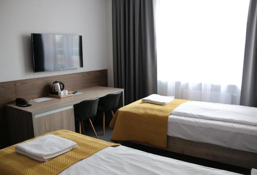 استراحتگاه Centralny Ośrodek Sportu   Spała