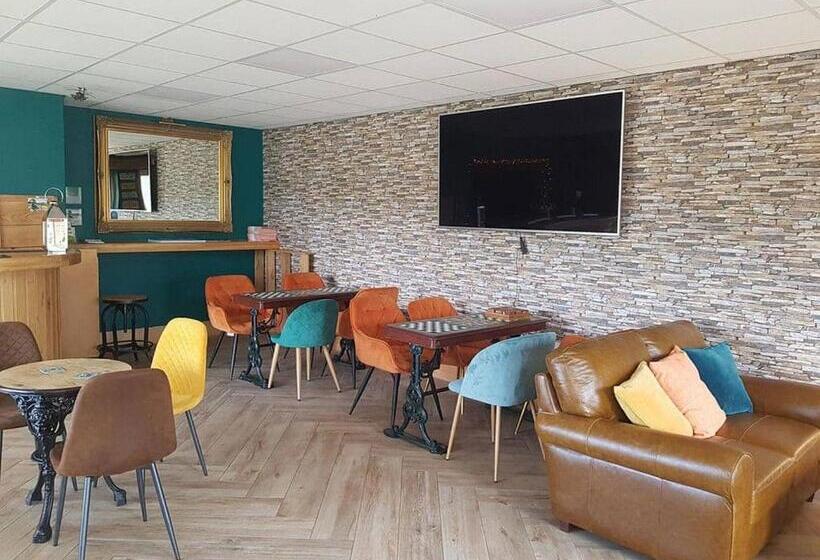 אתר נופש Flaxton Meadows Luxury Lodges