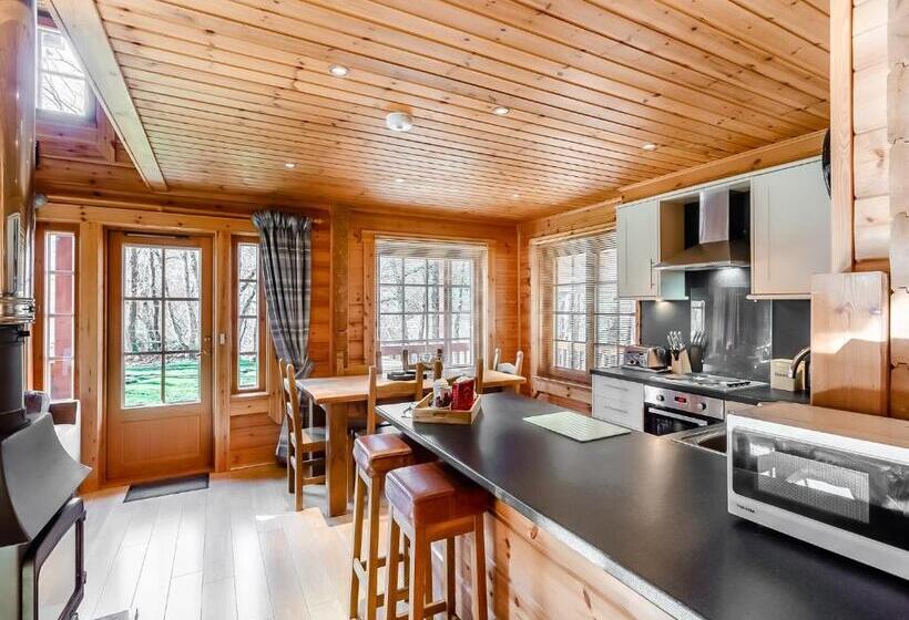 Курорт Wildside Highland Lodges