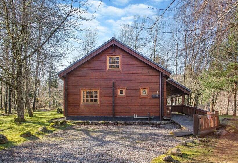 Курорт Wildside Highland Lodges