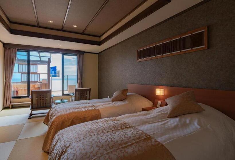 旅館 Isoaruki No Yuyado Ushiogumo  6 Years Or Older