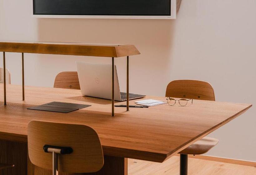 The Comodo Bad Gastein, A Member Of Design Hotels