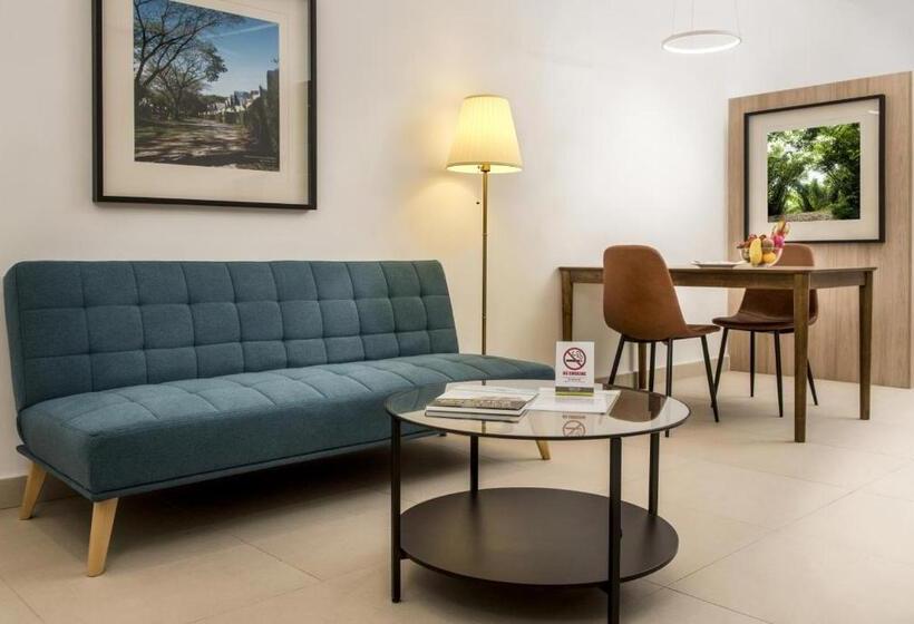 The Signature Serviced Suites Puchong