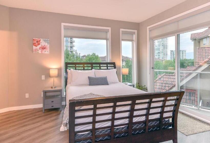 Vacation At Discovery Bay Resort