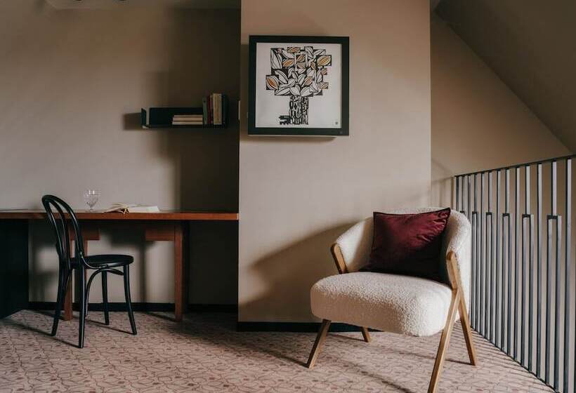 Weltwien Luxury Art Apartments & Free Parking