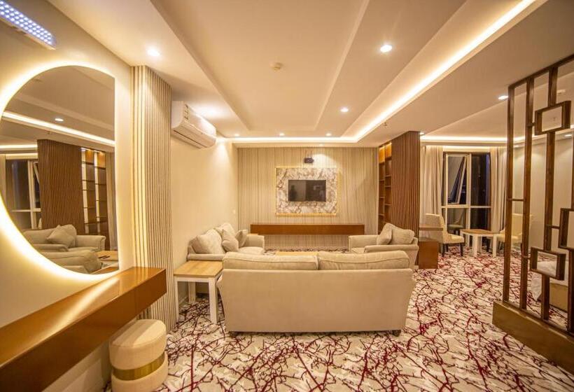 منتصف البيعة للشقق المخدومة