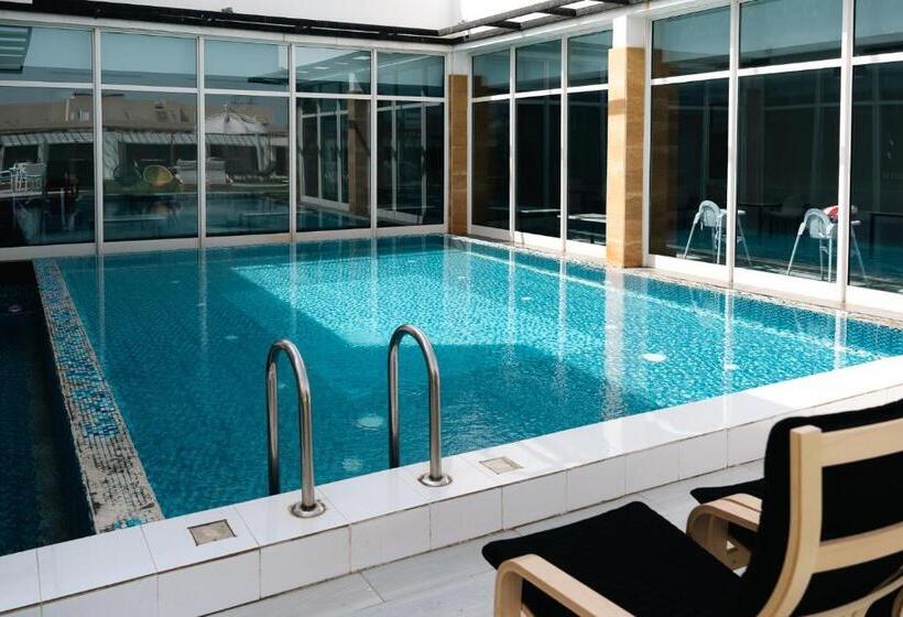 Beach Garden Hotel By Staytion